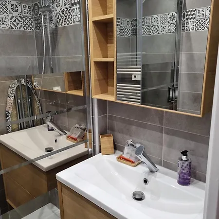 Superbe T2 Tout Confort 3 Etoiles, Entierement Renove Avec Piscine, Parking, Clim, Wifi, Netflix La Grande-Motte Exterior foto