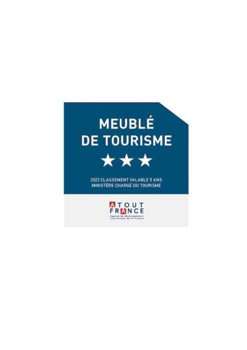 Apartment Superbe T2 Confort 3 Etoiles, Entierement Renove Avec Piscine, Parking, Clim, Wifi, Netflix
