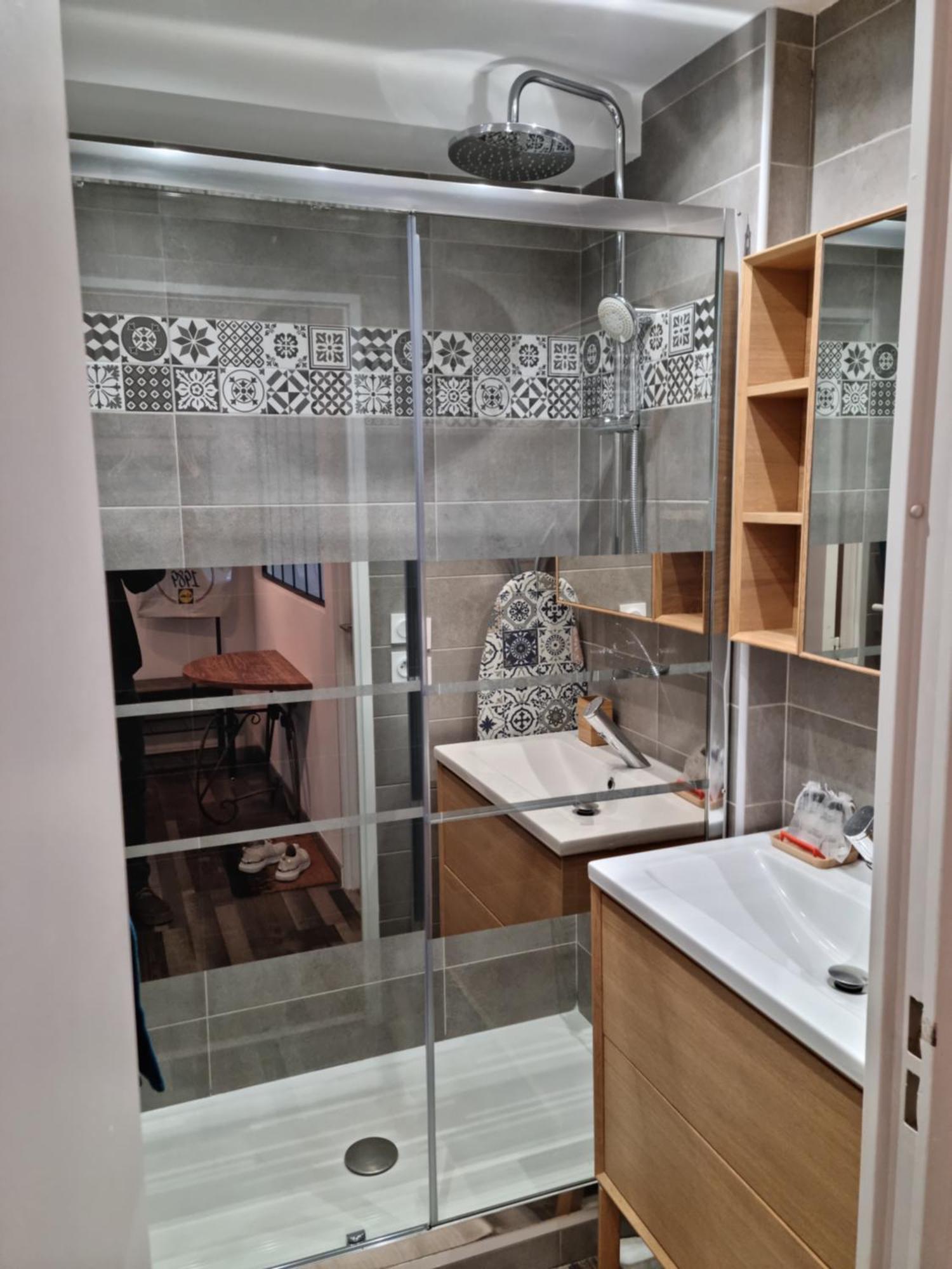 Superbe T2 Confort 3 Etoiles, Entierement Renove Avec Piscine, Parking, Clim, Wifi, Netflix La Grande-Motte